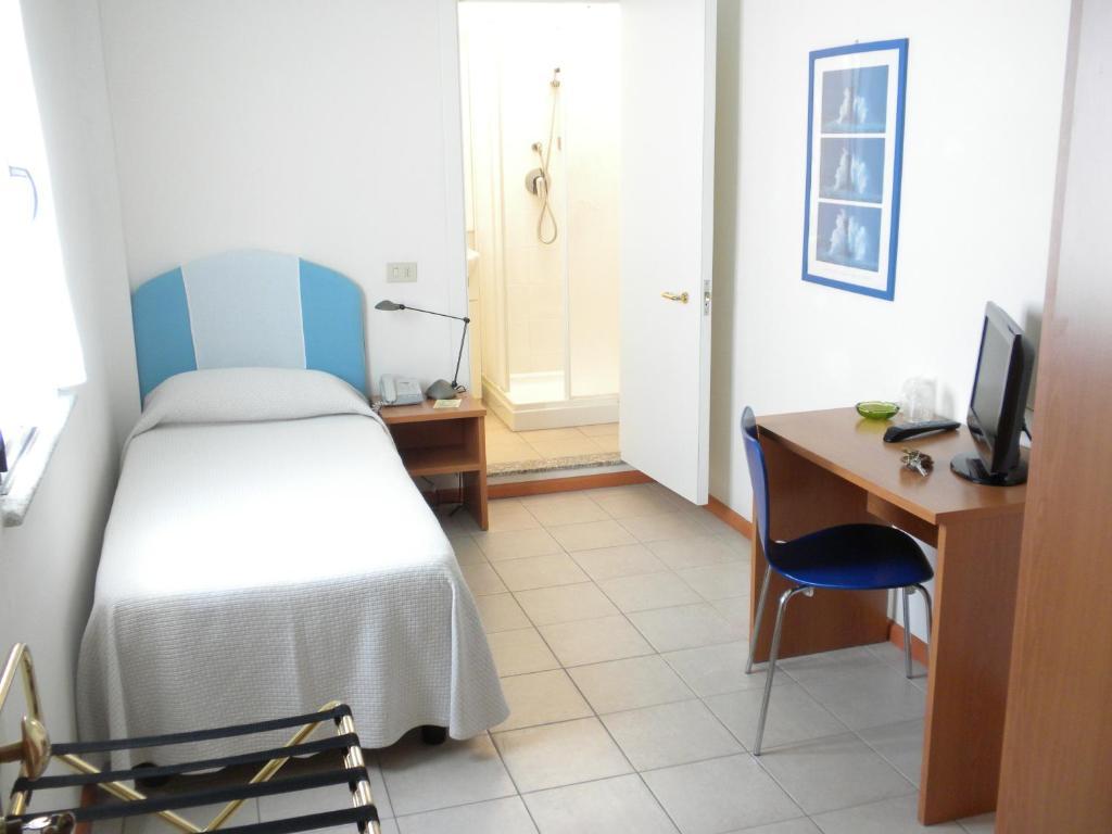 Hotel La Roccia Палау Номер фото
